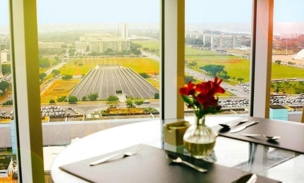 Appartamento Ed Saint Moritz, Flat Com Garagem 02, Shn No Coracao De Brasilia Esterno foto