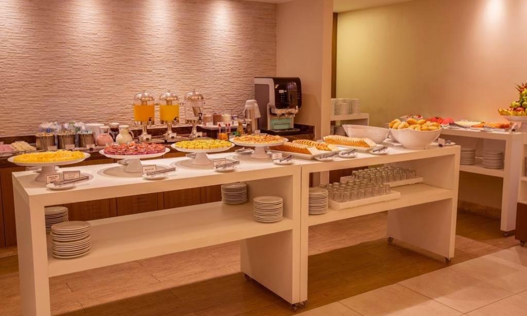 Appartamento Ed Saint Moritz, Flat Com Garagem 02, Shn No Coracao De Brasilia Esterno foto